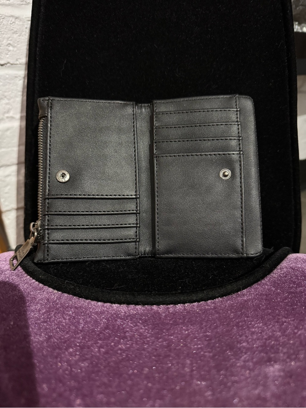 Steve Madden Black Zip Accent Wallet - Picture 4 of 4
